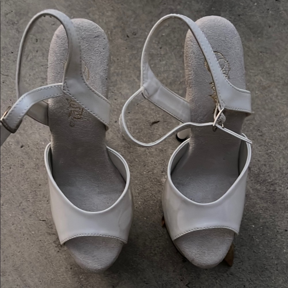 Elegant White Women's Sandals